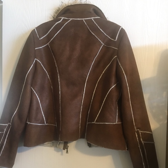 Cropped Jacket - Picture 3 of 3